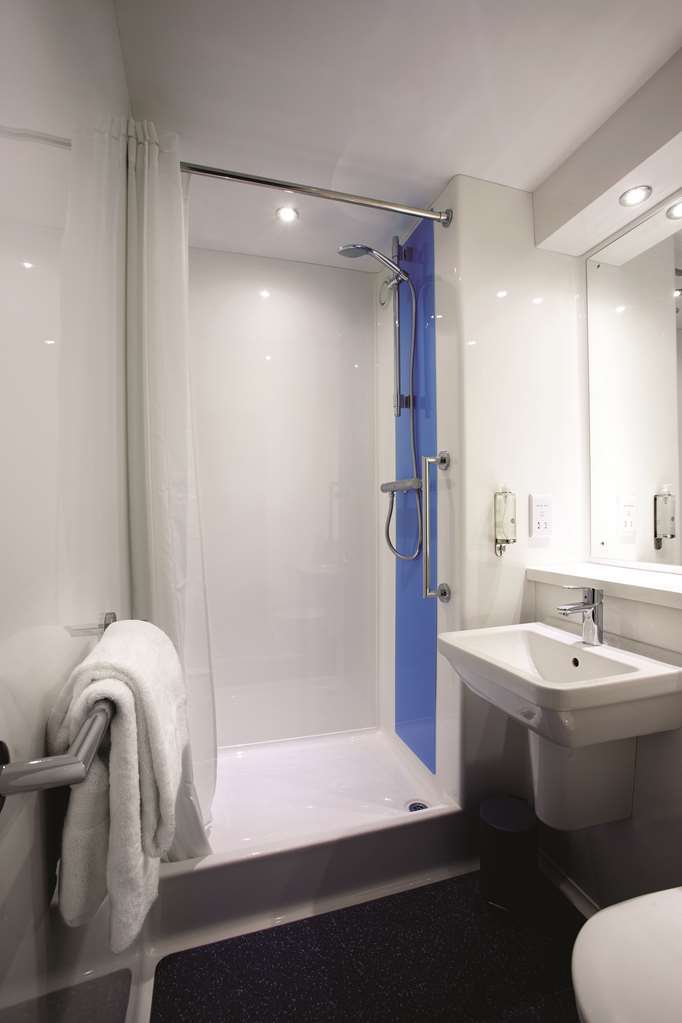 Travelodge Bath Central Pokoj fotografie