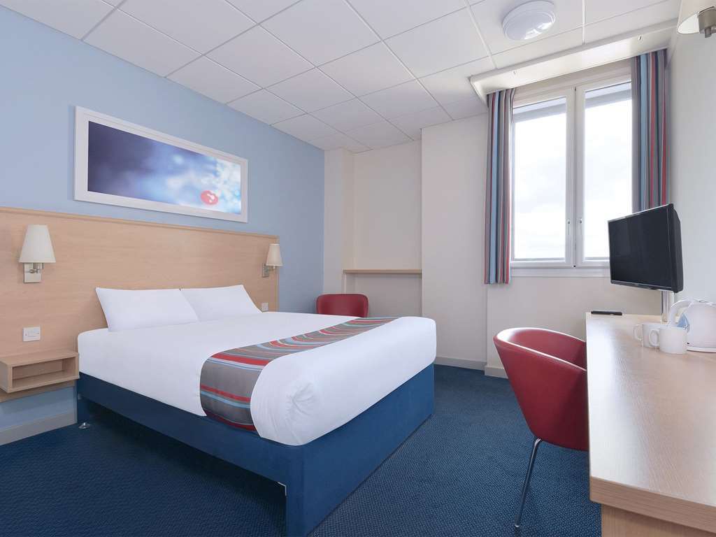 Travelodge Bath Central Pokoj fotografie