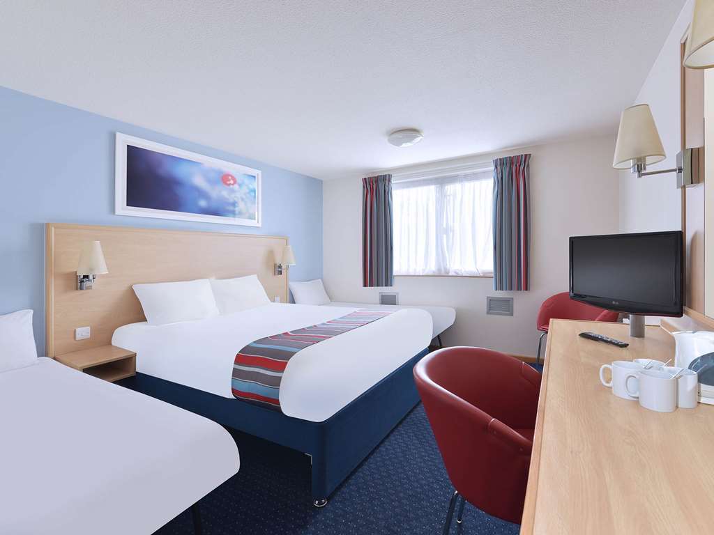 Travelodge Bath Central Pokoj fotografie